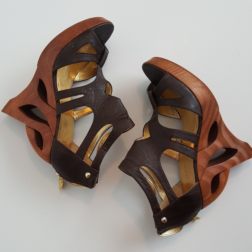 Unique wedges